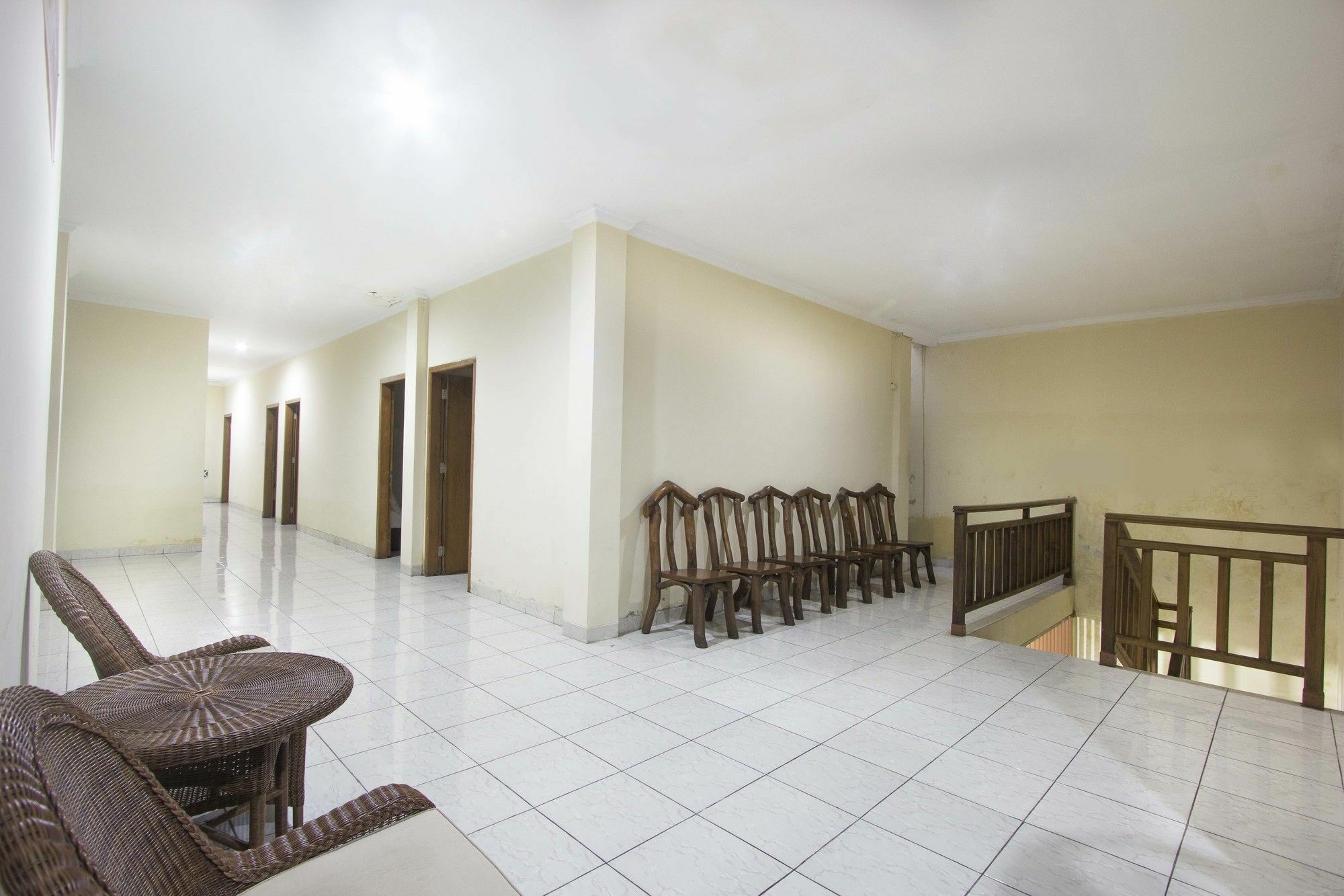 Reddoorz Plus Near Stadion Mandala Krida Yogyakarta Exterior photo
